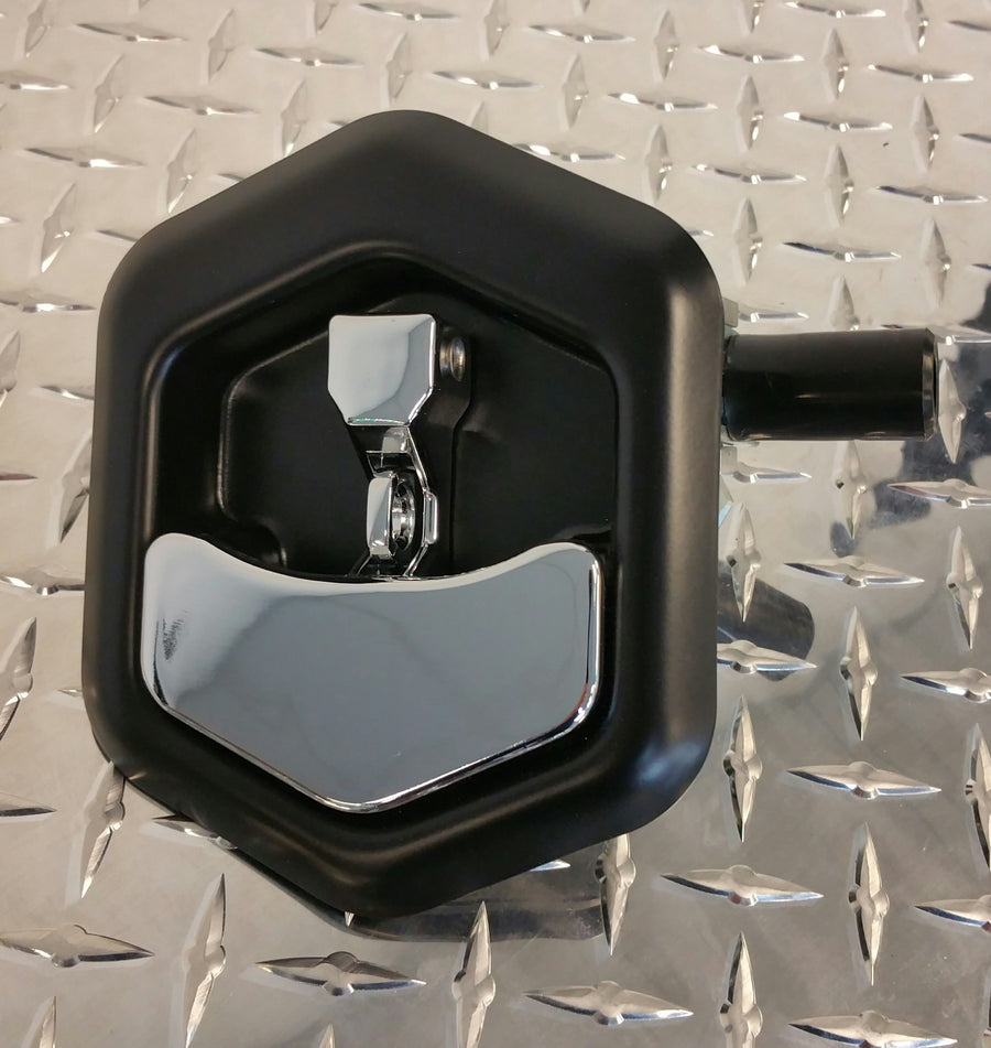 31318 - Warner Body Compression Latch