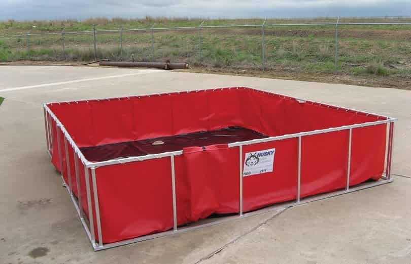 Husky Folding Tank 2100 Gallon Aluminum Frame Red