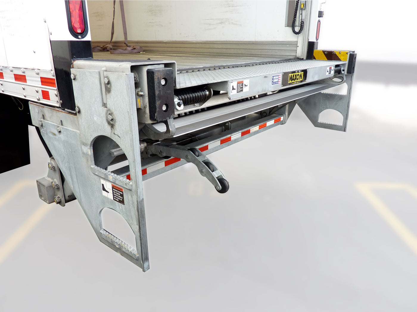 Maxon GPTLR-25 2,500 lb Tuk-A-Way Liftgate 102W