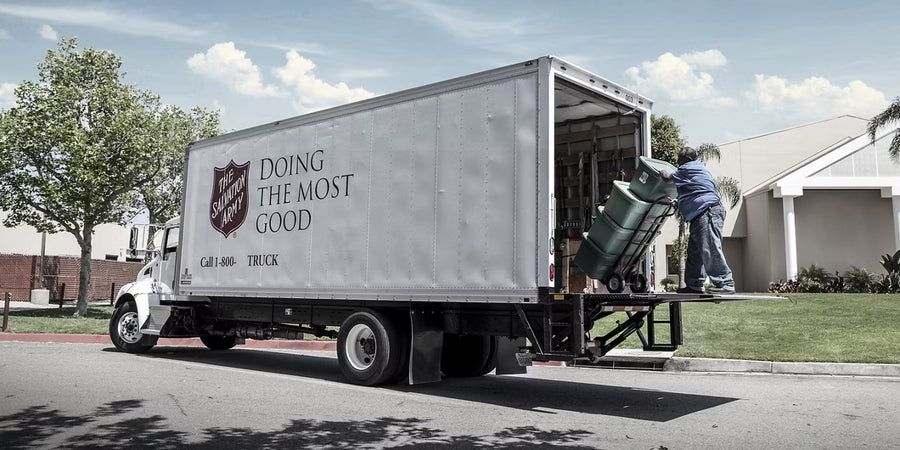 Palfinger ILP33 60 X 80 Steel Platform Liftgate 102W